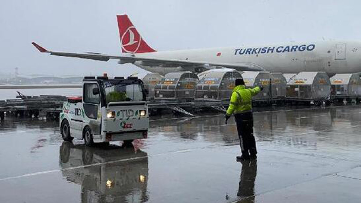 850 ton insani yardım bölgeye ulaştırıldı