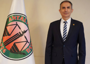2 bin 500 gönüllü avukat deprem bölgesine gidiyor