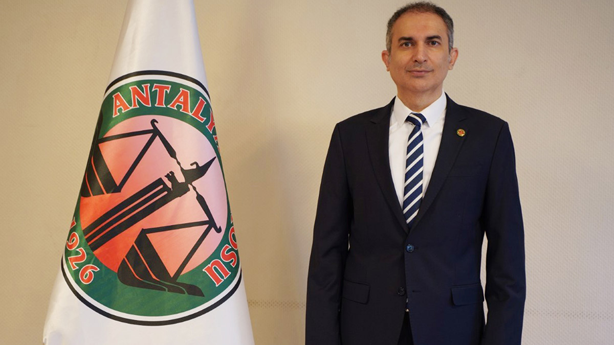 2 bin 500 gönüllü avukat deprem bölgesine gidiyor