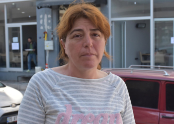 2 kızıyla enkazda kalan anne; Hayat film şeridi gibiydi