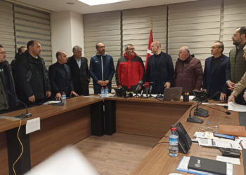 250 kilometre fay hattı kırıldı