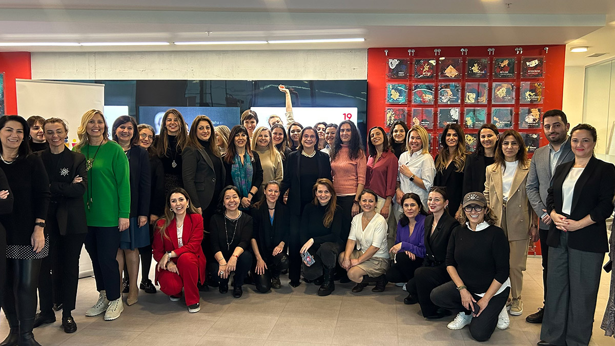 27 kadın girişimci daha İyi İşler'den mezun oldu