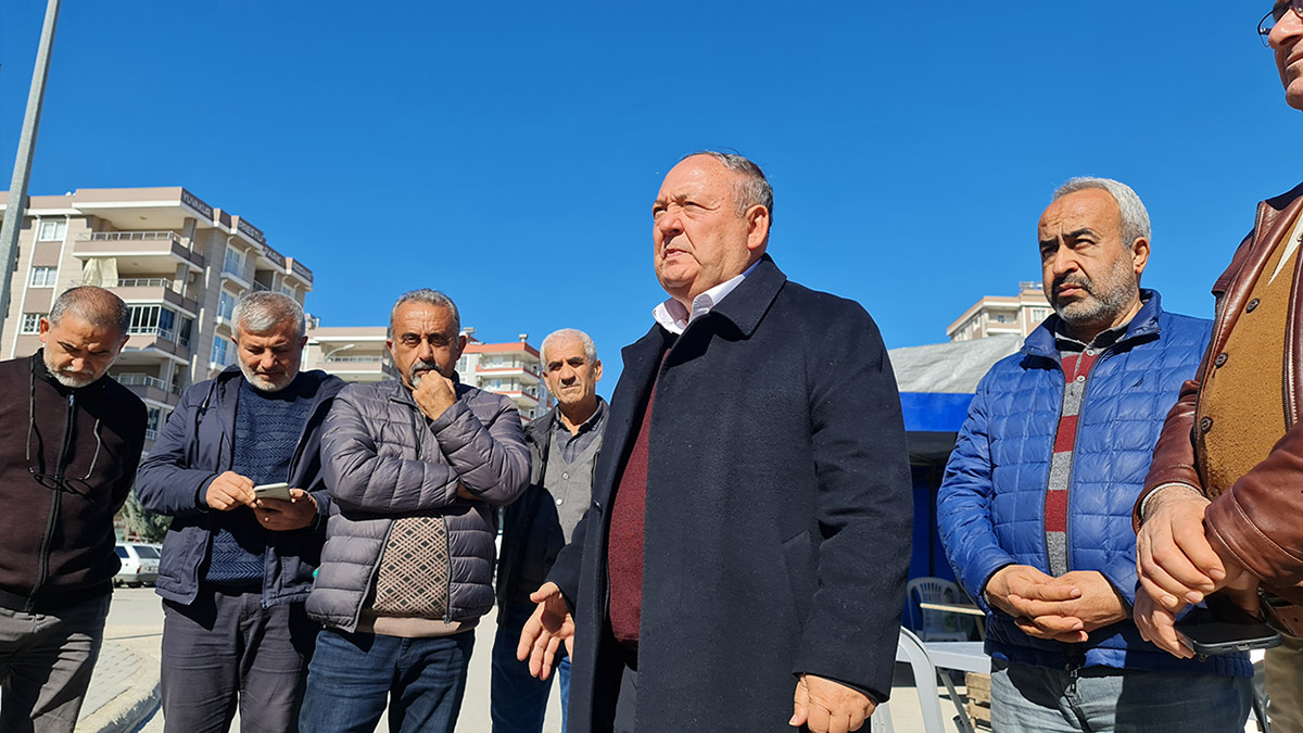 Kadirli'de tek bir bina yıkılmadı