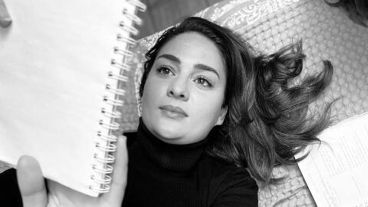 Kanal D'nin sevilen günlük dizisi Aşk ve Umut'un başrol oyuncularından Duygu Keser ile birlikteyiz. Kendisine kariyerine dair sorular yönelttik. Bakalım nasıl yanıtlar almışız?