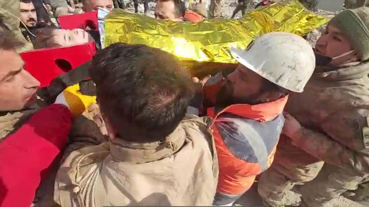 4 yaşındaki Şengül ve babasının mucize kurtuluşu