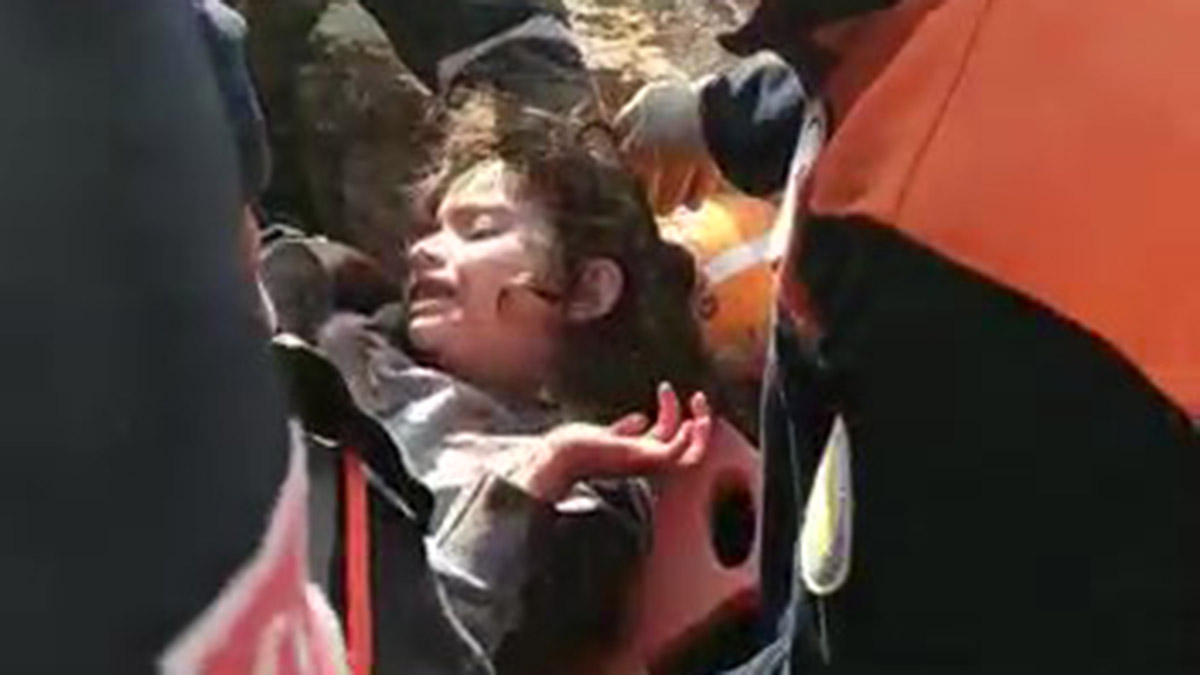 6 yaşındaki İrem, 132 saat sonra enkazdan kurtarıldı