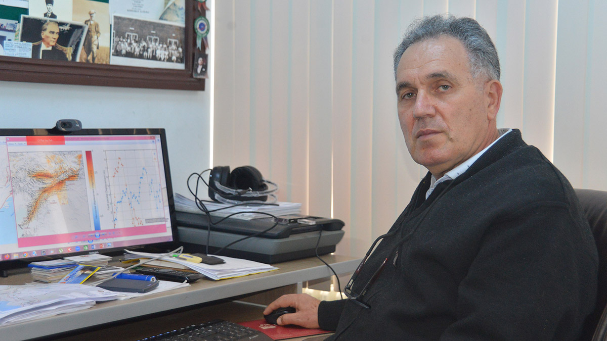 Adana için deprem uyarılarına Ünlügenç'ten açıklama