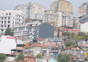 Akbaş'tan 'lisanslı mühendislik' firması tavsiyesi