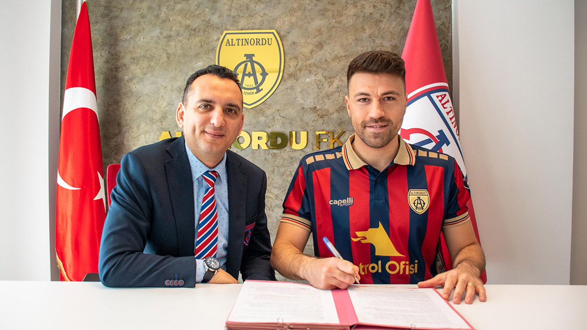 Altınordu'da Hüsamettin Yener imzayı attı