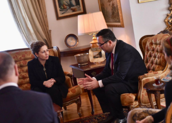 Arnavutluk, 13 Şubat'ı ulusal yas ilan etti