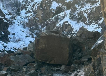Artvin- Şavşat yolu, heyelanda kapandı