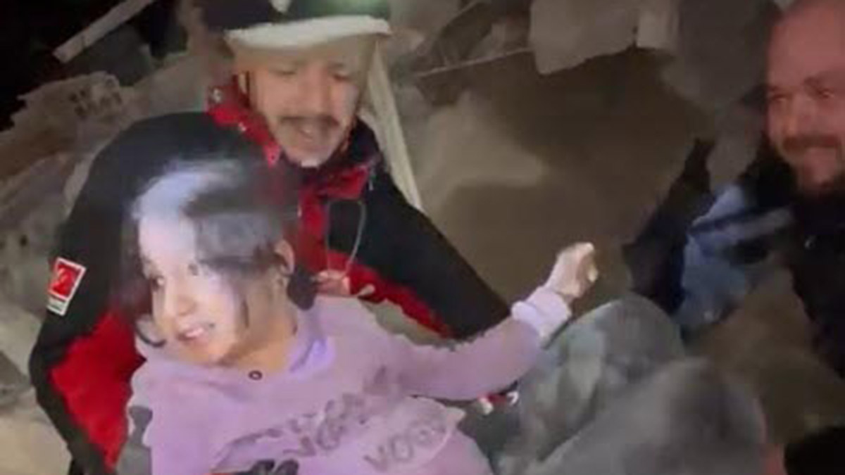 Ayaz ile Ablası Ece Su'nun kurtarılma anı kamerada