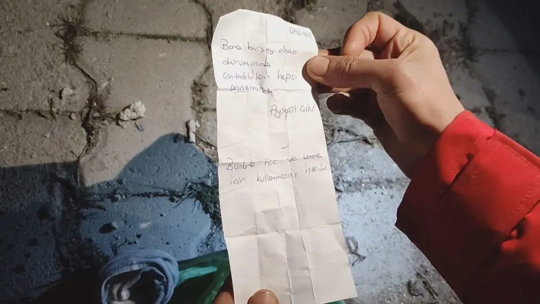 Ayşegül'ün ailesine yazdığı not enkazdan çıktı