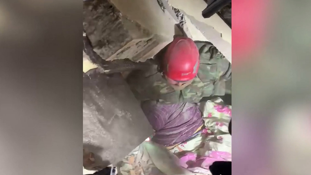 Azerbaycan ekibi, Fatma'yı 120'nci saatte kurtardı