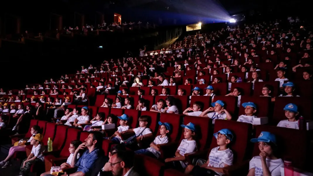 Bakanlıktan sinema salonu işletmecilerine destek