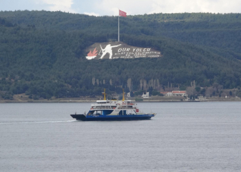 Bozcaada ve Gökçeada'ya 2 gün feribot seferi yok
