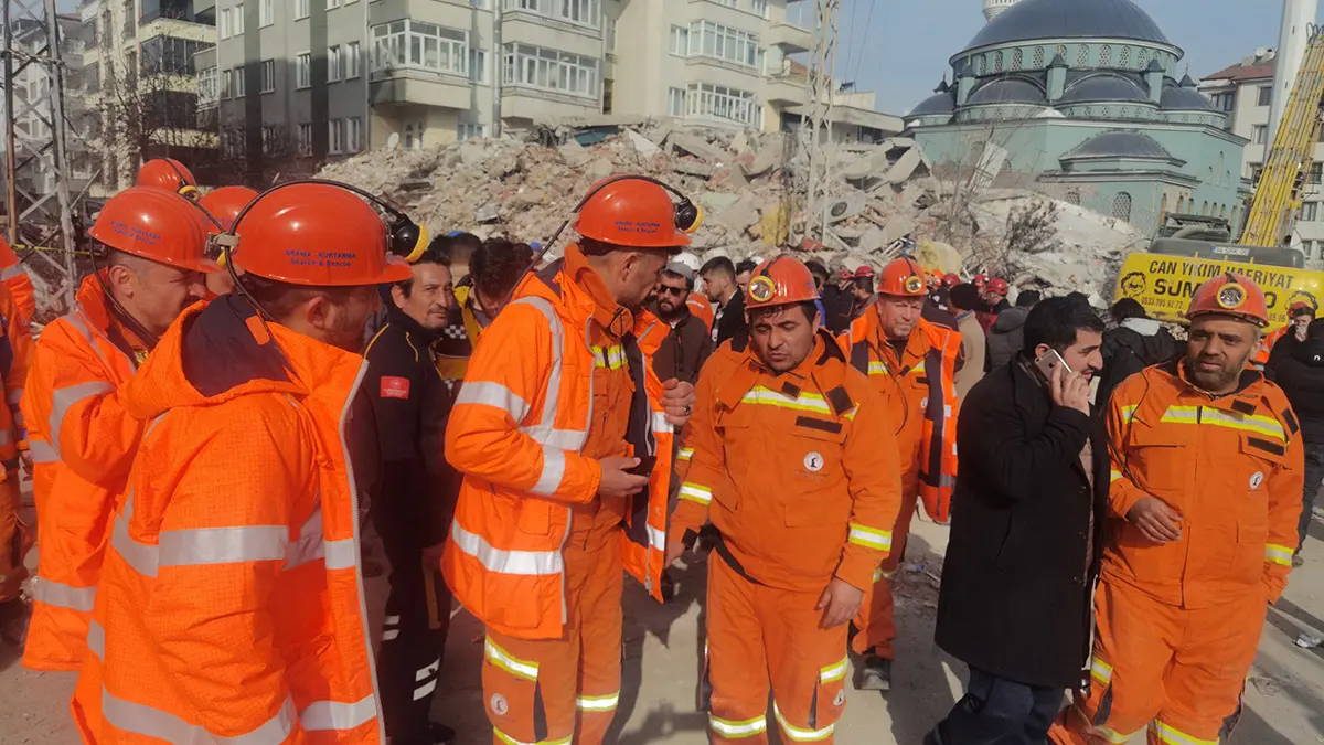 Buhara apartmaninin enkazindan kotu habere - yaşam - haberton