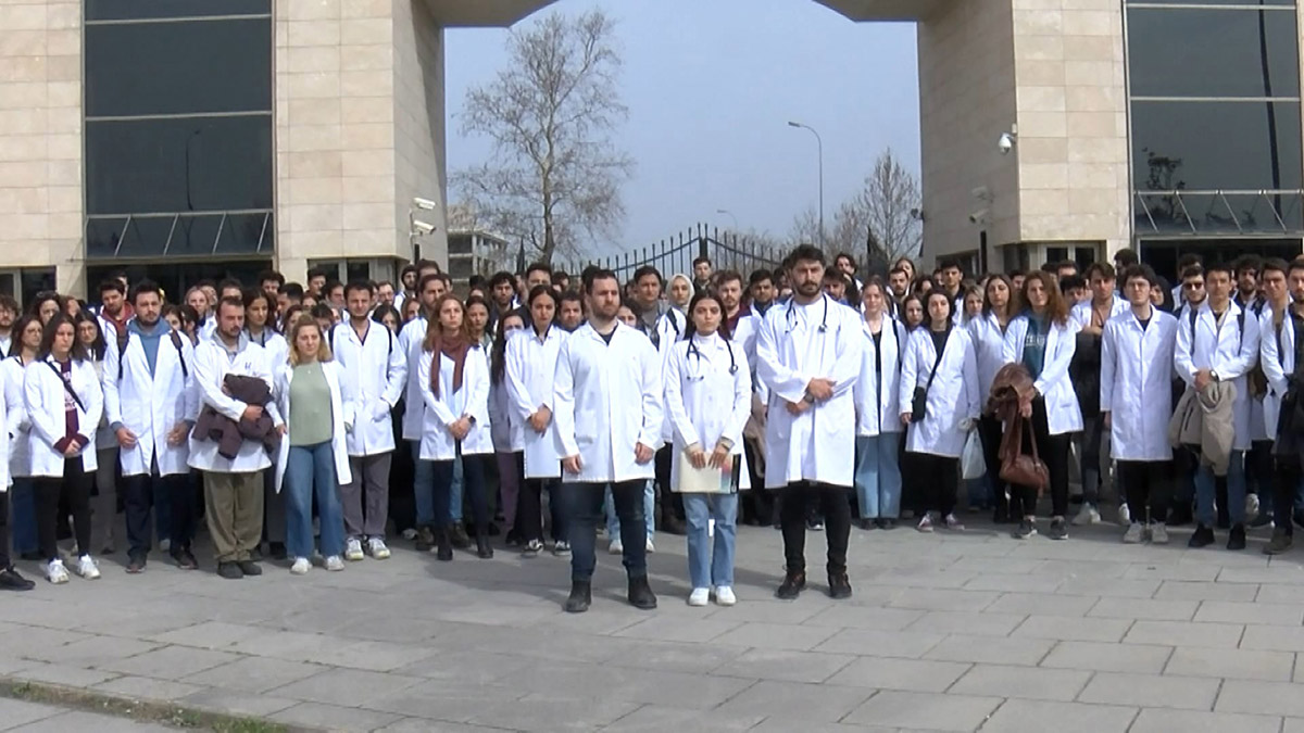 Cerrahpaşa Hayvan Hastanesi öğrencileri binalarını istiyor 