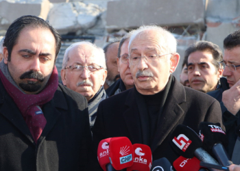 Deprem bölgelerine çadır gönderilmesi lazım