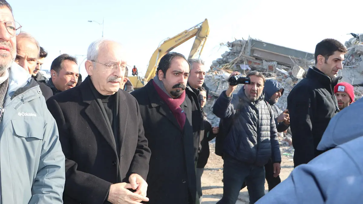 Deprem bolgelerine cadir gonderilmesi lazime - politika - haberton