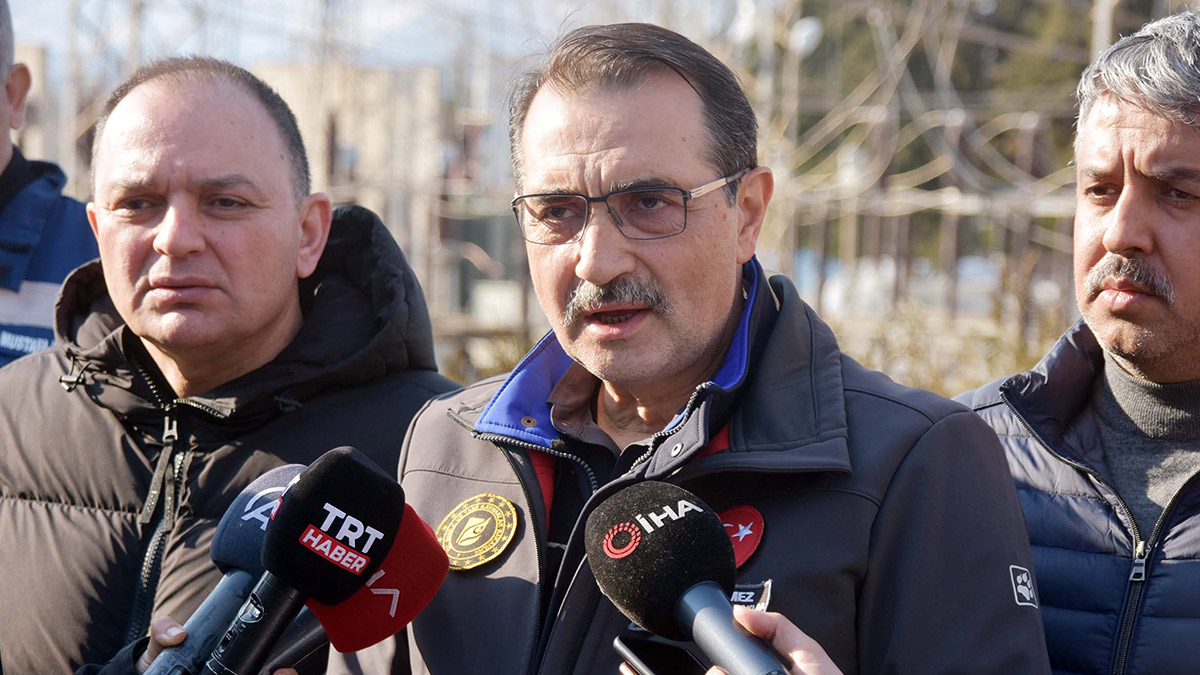 Deprem bölgesinde akaryakıt tüketimi 3 kat arttı