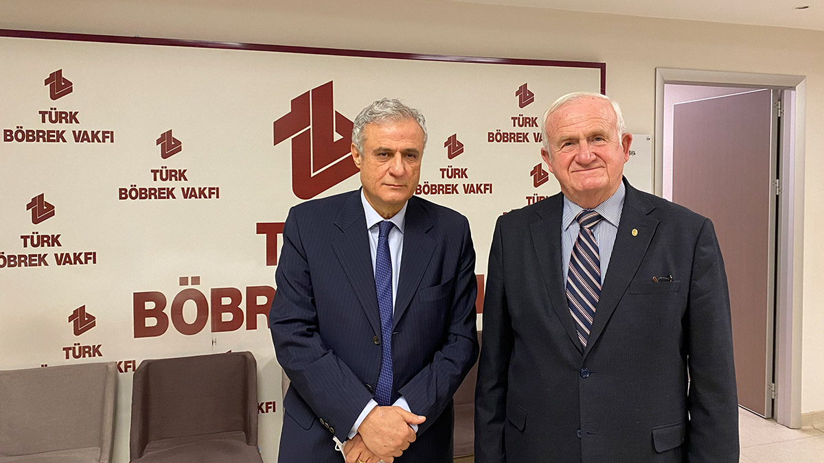 Deprem bölgesinde diyaliz seferberliği