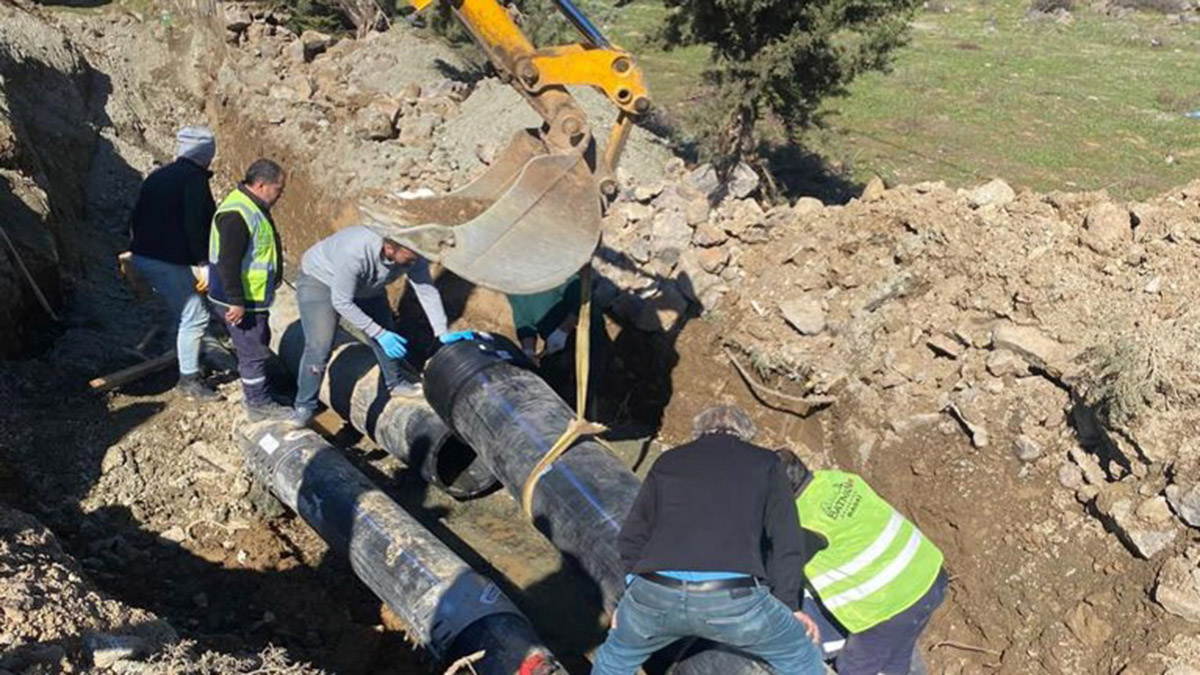 Deprem bölgesinde şebeke suyu altyapıları onarıldı