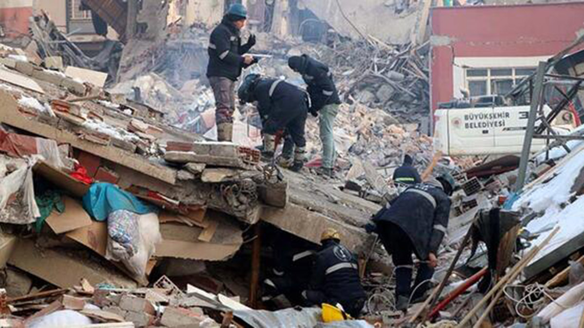 Deprem ikincil travmatik etkilere yol açtı