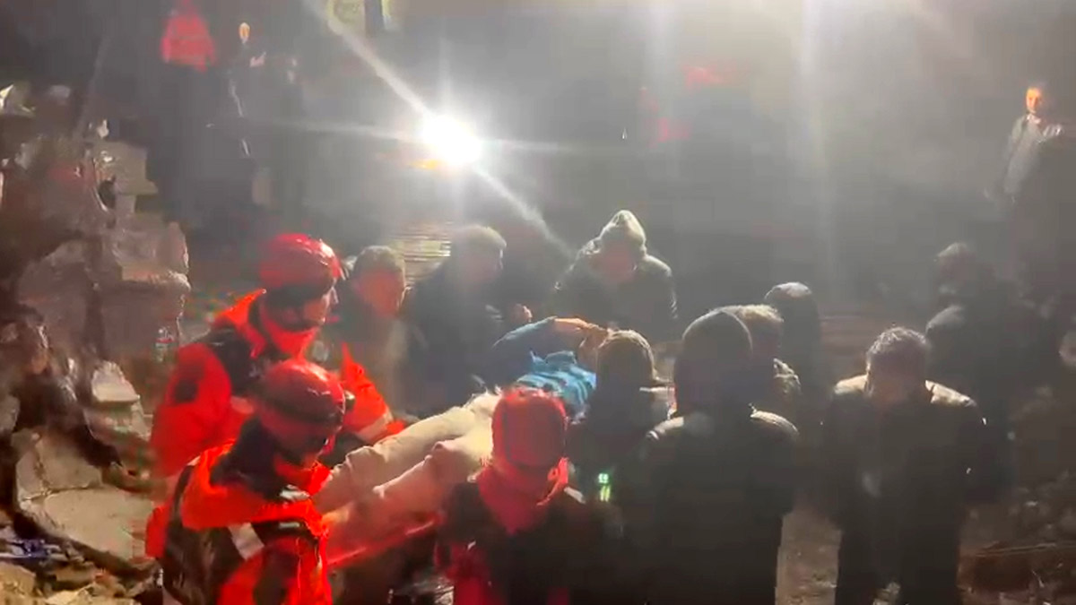 Depremde hayatını kaybeden rehber sayısı 18'e yükseldi