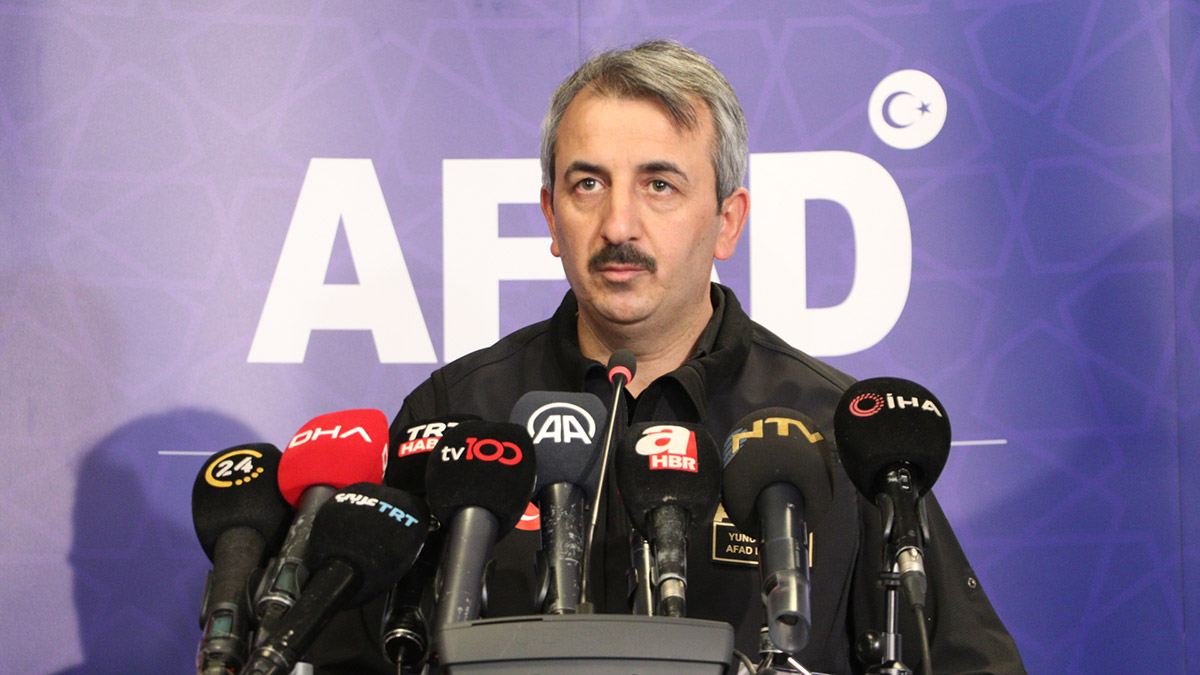 Depremde vefat sayısı 41 bin 156'ya yükseldi