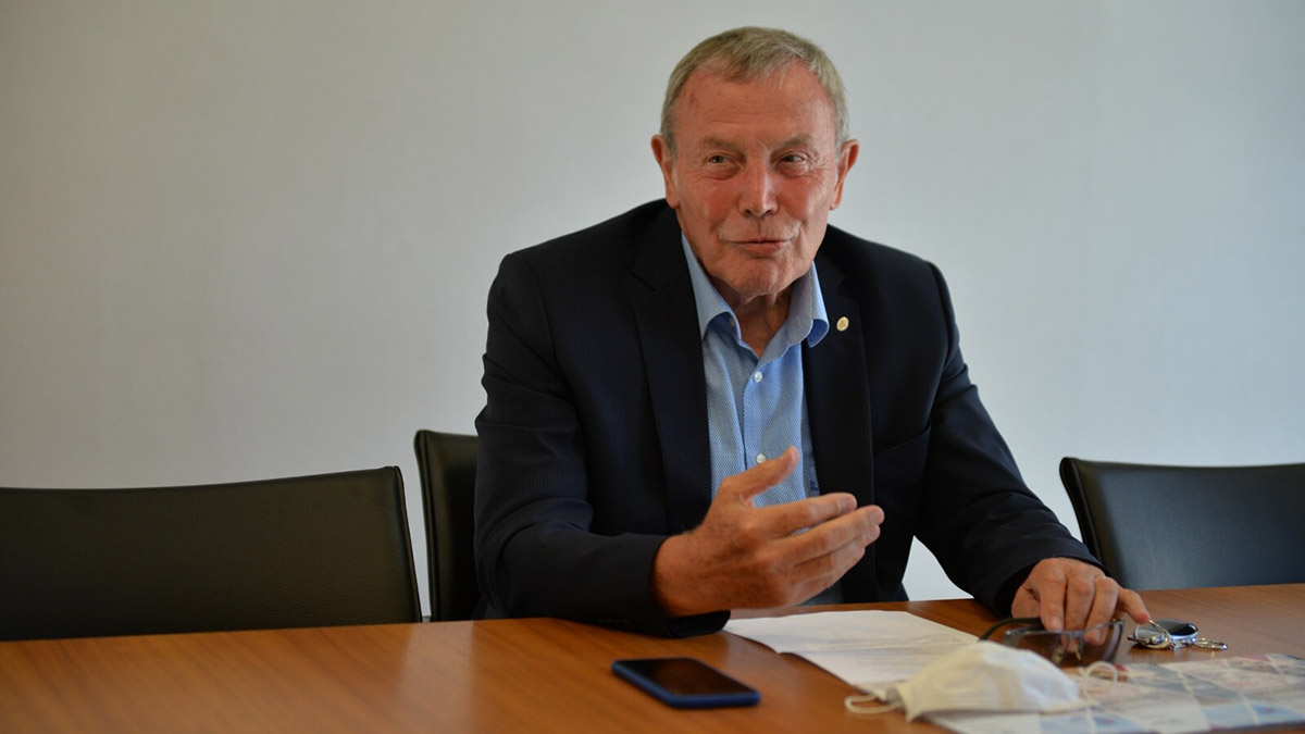 Depremde yıkılan binanın müteahhidi teknede yakalandı