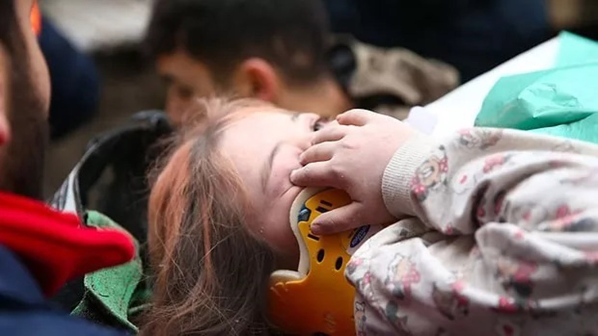 Depremi yaşayan çocuklarda depresyon görülebilir