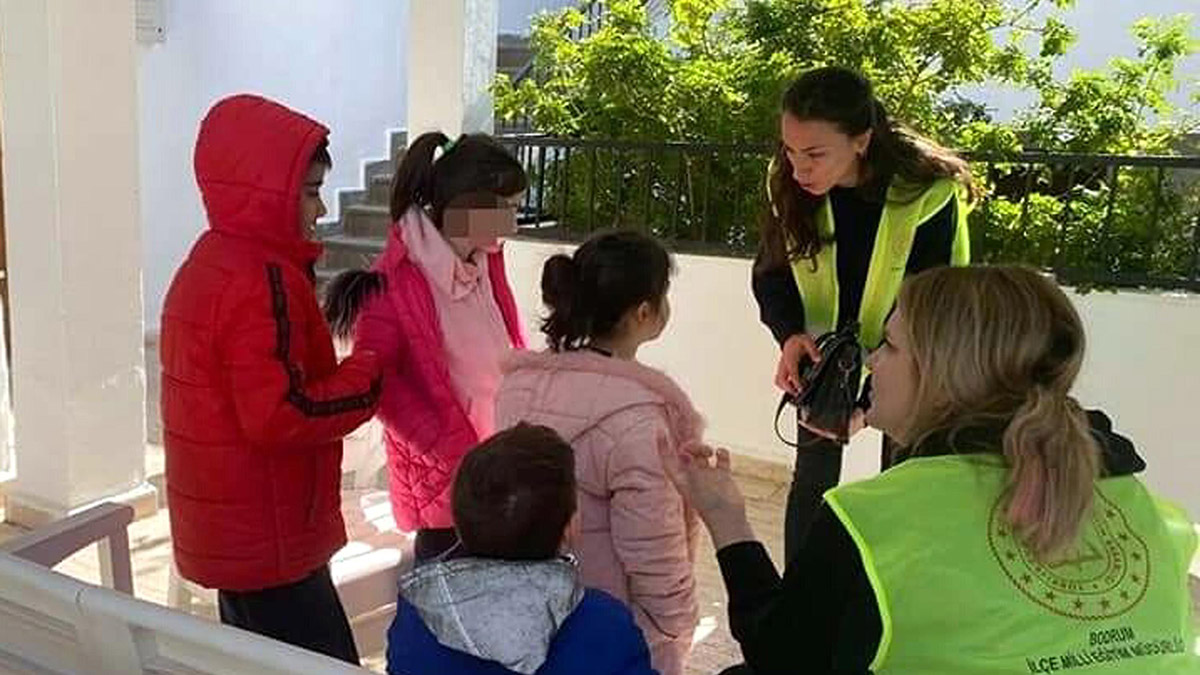 Depremzede çocuklara psikososyal destek