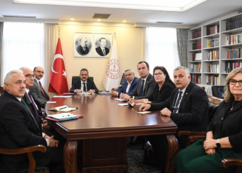Depremzede öğretmenin mazeret tayini hakkı 3'e çıktı