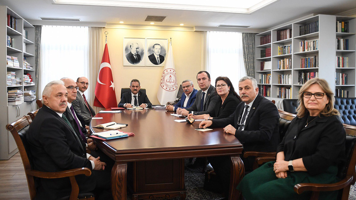 Depremzede öğretmenin mazeret tayini hakkı 3'e çıktı