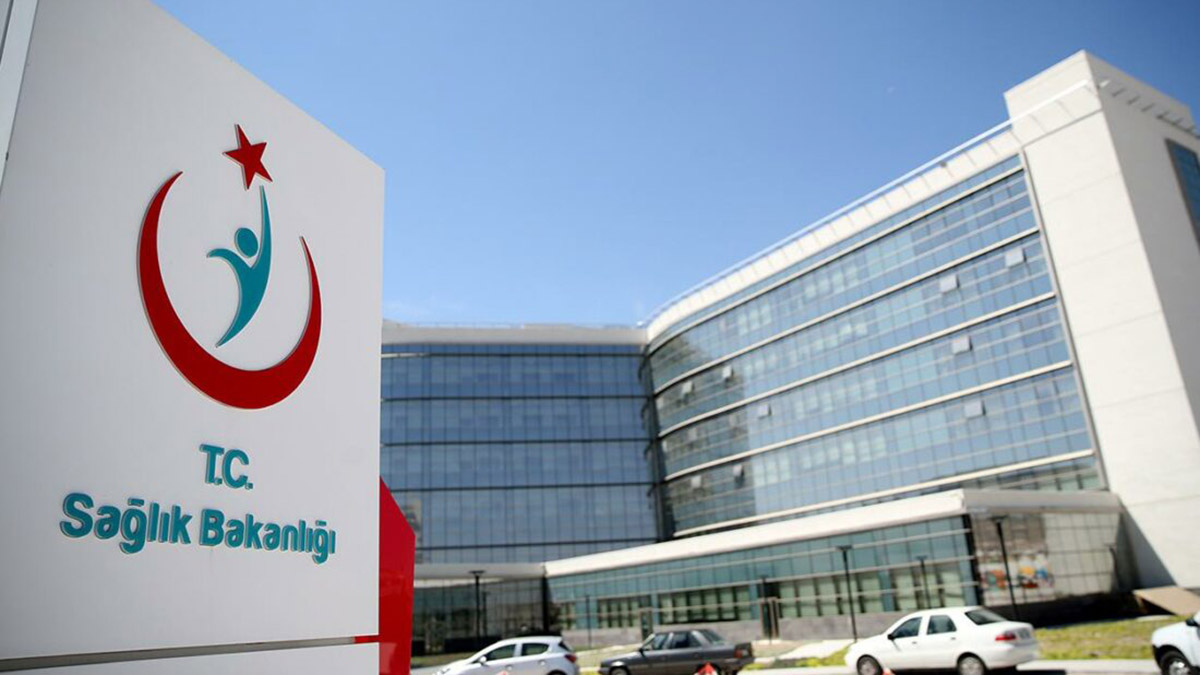 Depremzedeler için 'sağlık iletişim merkezi' kuruldu