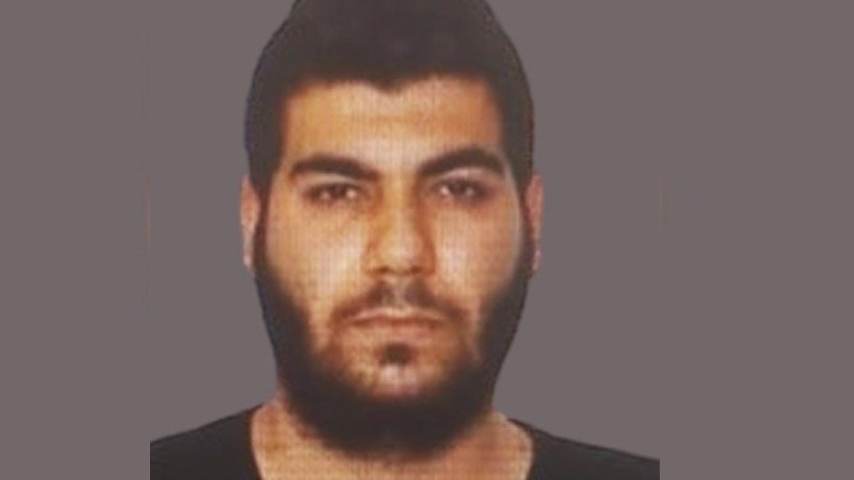 Depremzedelere yardım vaadiyle 2 kişiyi dolandırdı