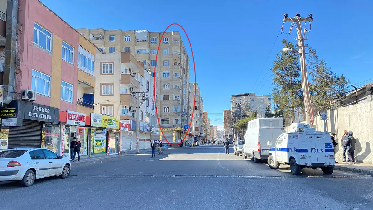 Diyarbakır'da 9 katlı binada çökme tehlikesi