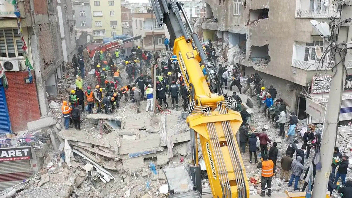 Diyarbakirda depremde yikilan binalara sorusturmaz - yerel haberler - haberton