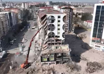 Diyarbakır'da yıkımın nedeni; zemin suyu