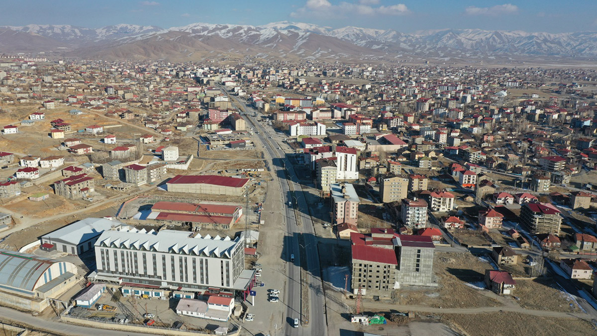 Doç. Dr. Selçuk'dan Hakkari'ye deprem uyarısı