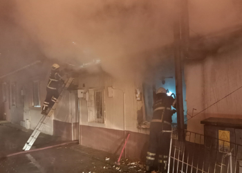 Edirne'de tek katlı ev yangını çıktı