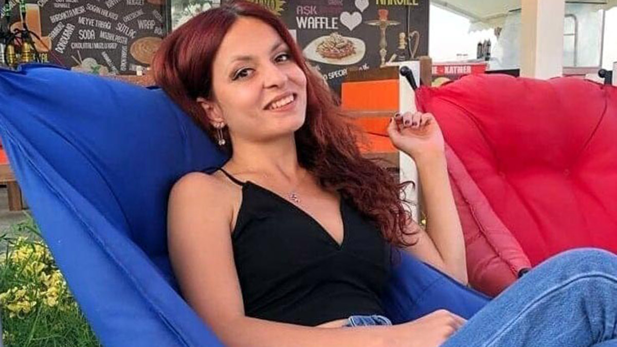 Enkazda kalan Büşra öğretmenden acı haber