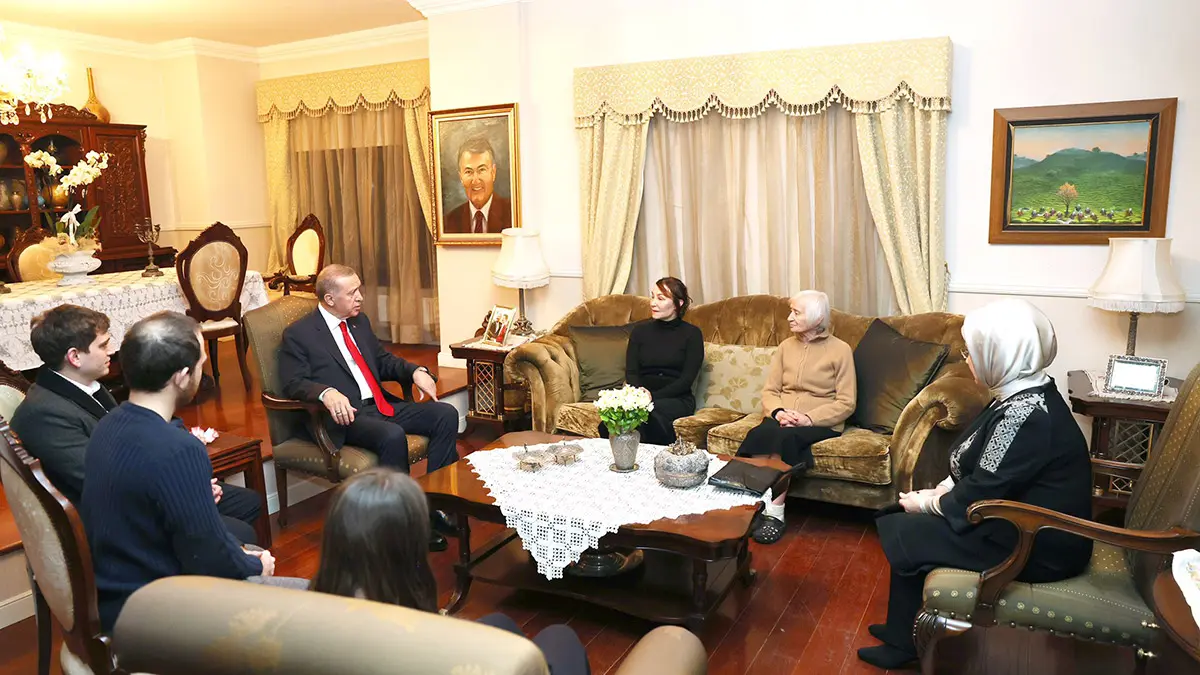 Erdoğan'dan baykal'ın ailesine taziye ziyareti