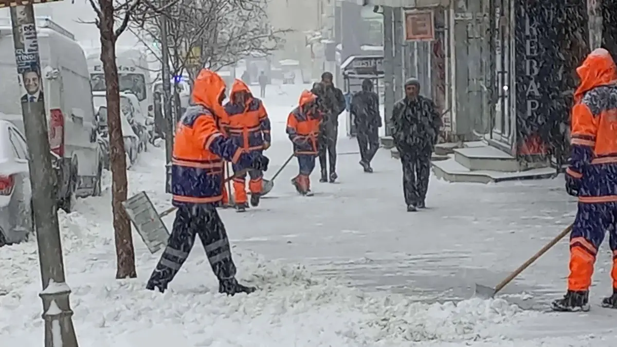 Erzurum ve erzincanda kar yagisi etkili oldub - yerel haberler - haberton