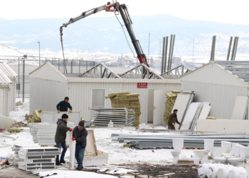 Eskişehir’den Kahramanmaraş’a bin kişilik prefabrik ev
