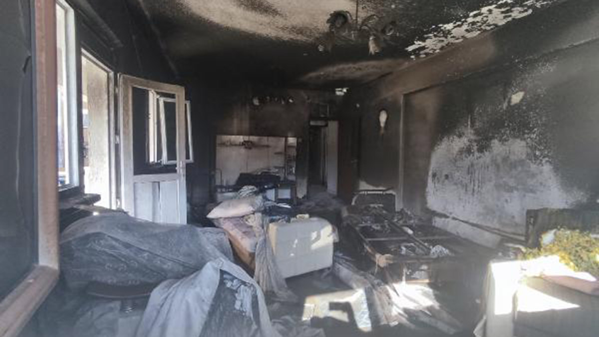 Evdeki yangında zihinsel engelli öldü