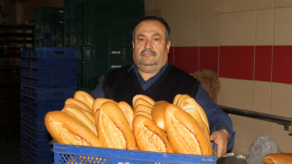 Hataylı fırıncı ekmek ihtiyacı için şehri terk etmedi