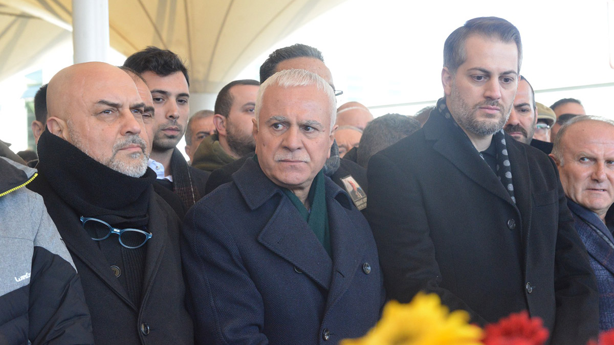 İYİ Parti'li Koray Aydın'ın annesi defnedildi