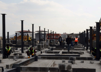 İslahiye’de briket ve prefabrik evler yapılıyor